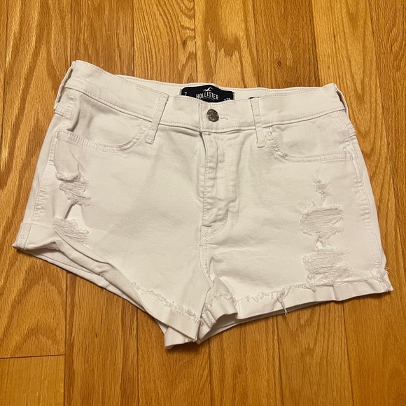 Hollister White Denim Shorts - Picture 1 of 4